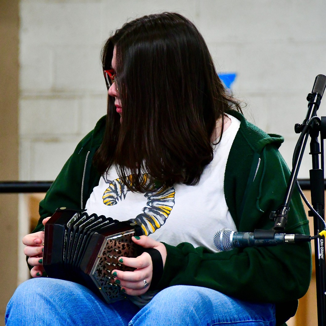 Working the Concertina