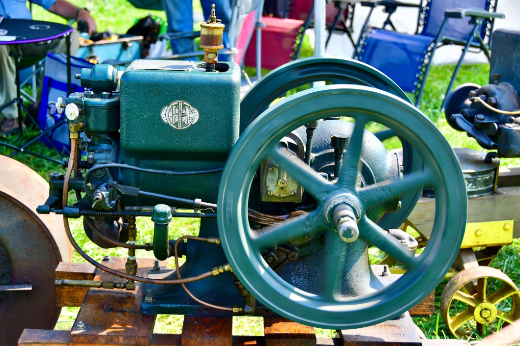 International Harvester in Green