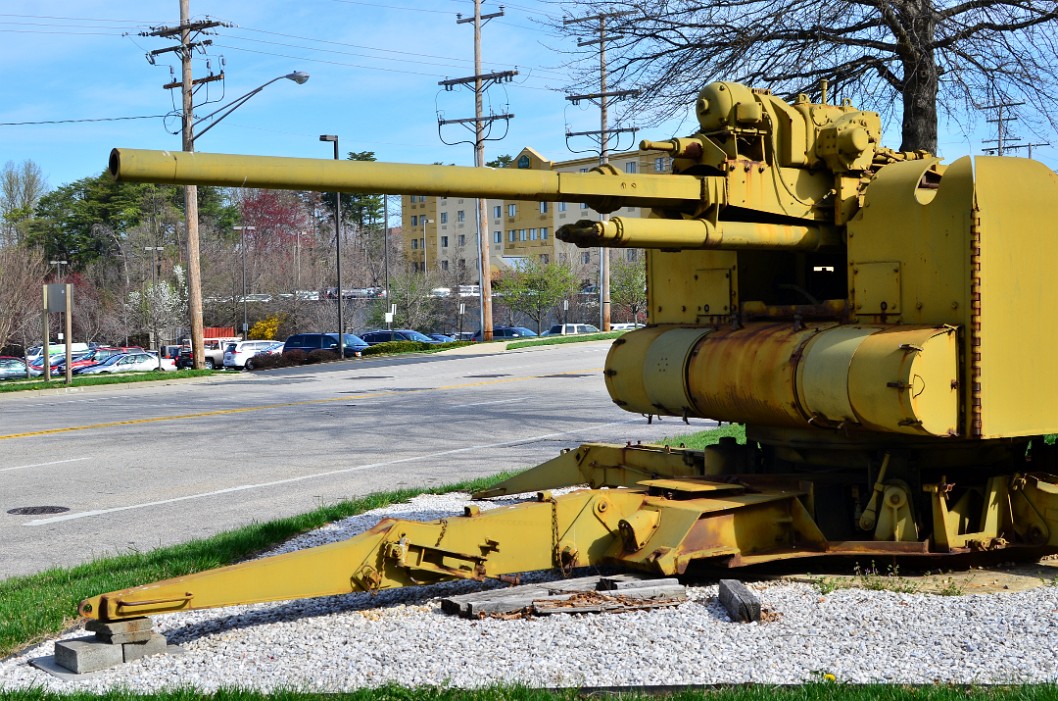 Business End of the 90mm Antiaircraft Gun Business End of the 90mm Antiaircraft Gun