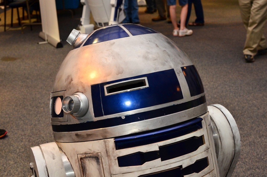 R2 Looking Away R2 Looking Away