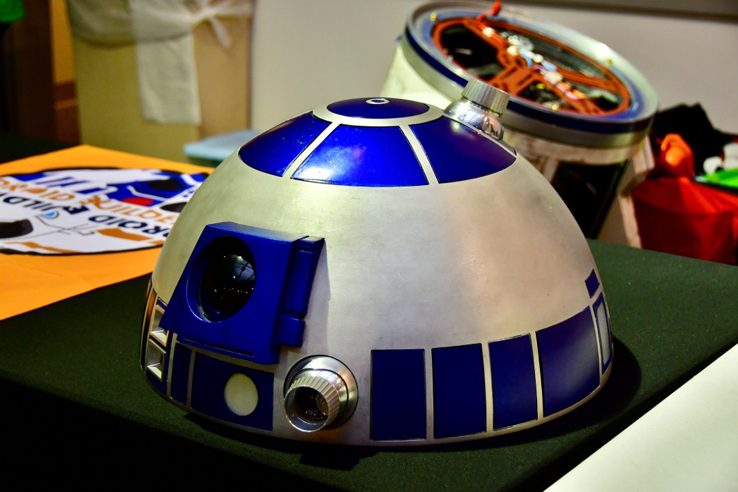 R2 Unit Head