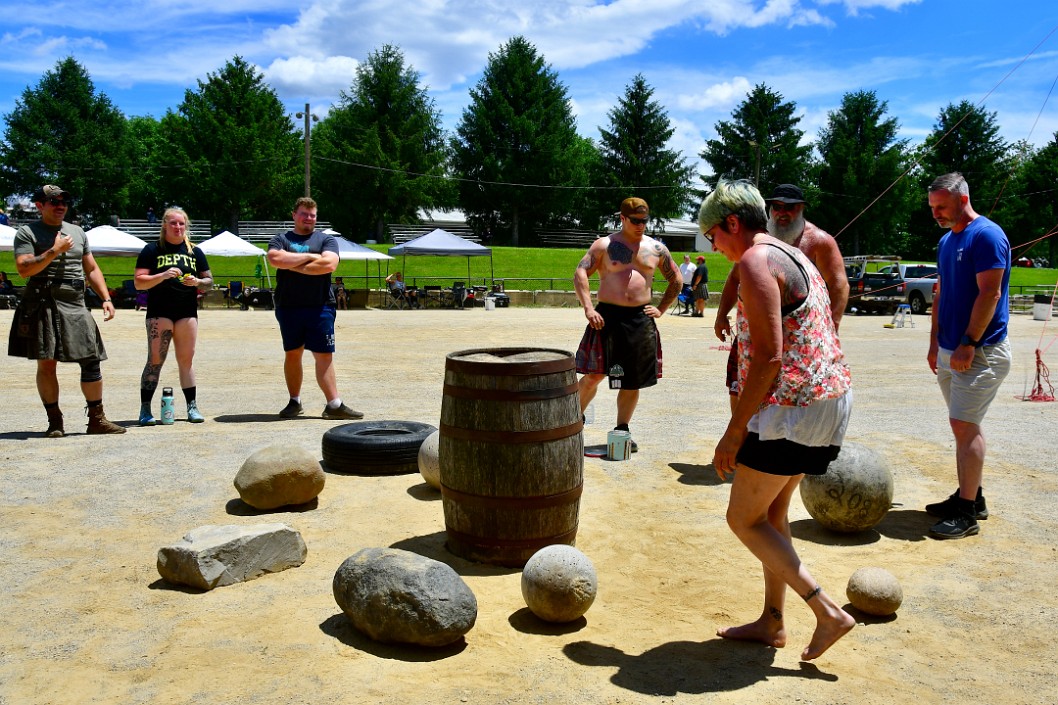 Approaching the 50lb Atlas Stone