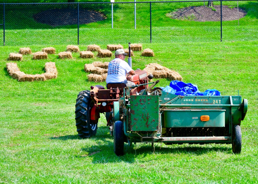 Turning by the USA in Hay