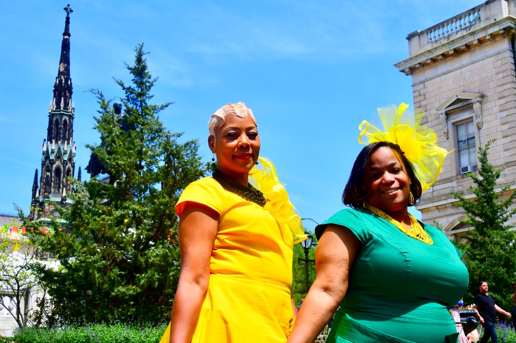 Fabulous Ladies in Green and Yellow 3
