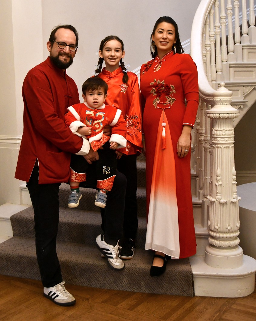Smiling Family in Red (4x5) 1
